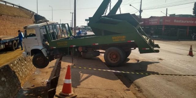 d2005604-8904-45f1-8e6d-eee5ca5b9e0e (Copy)