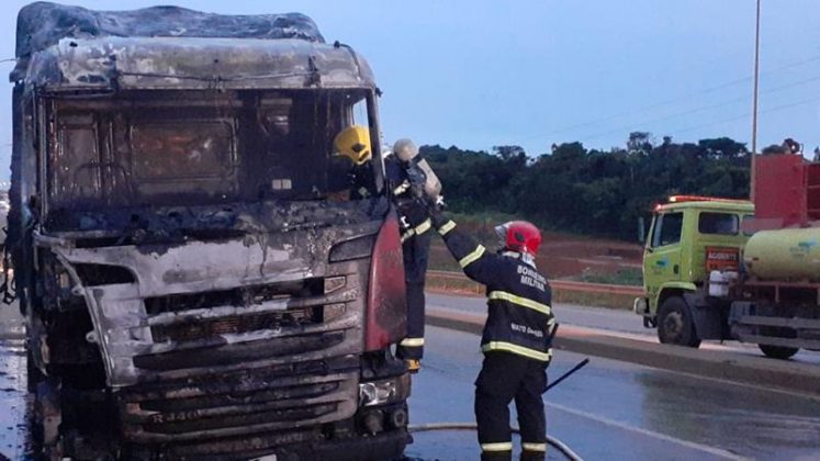 e40efe19 c0e0 4006 84d9 20381259e9fa Copy