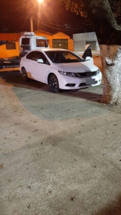 Sorriso: Guarda Municipal aborda veículo roubado Sorriso Sorriso Mato Grosso