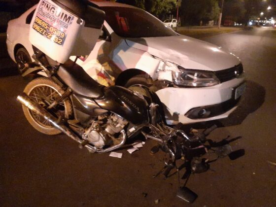 Sorriso: Moto é destruída em acidente na Av. Porto Alegre Sorriso Sorriso Mato Grosso