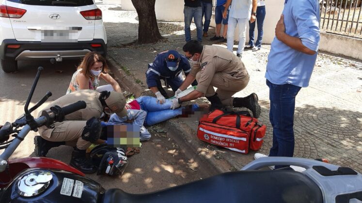 Sorriso: Carro atinge moto ao sair de estacionamento Sorriso Sorriso Mato Grosso