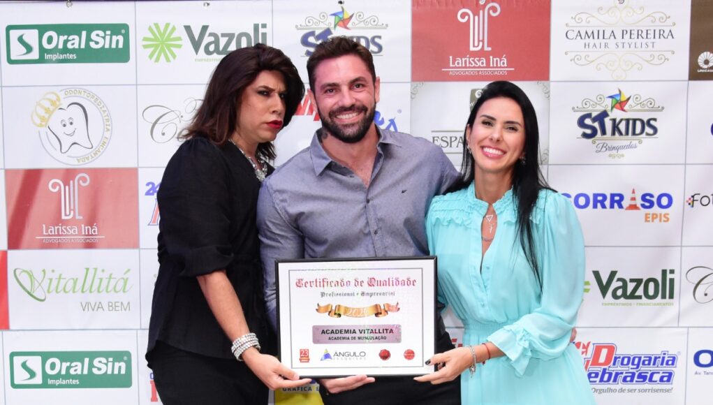 0ad50ef1 547b 4717 bf0d d1aa181016fc