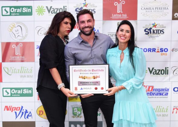 0ad50ef1 547b 4717 bf0d d1aa181016fc