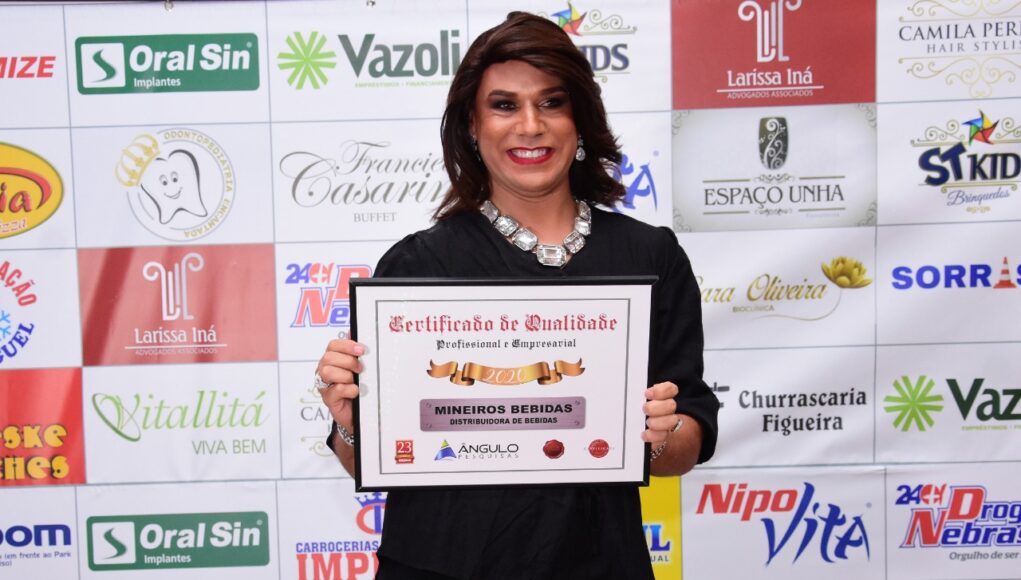 e3bdd709 94ed 4d8d 8824 c175e46a7149