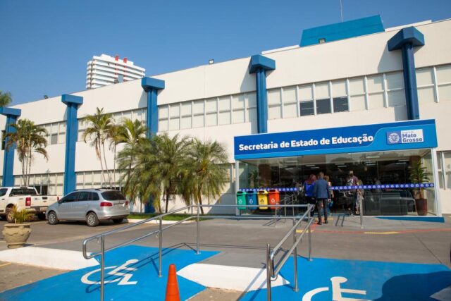 Fachada da Seduc
