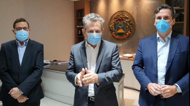 Governador Mauro Mendes e secretários Mauro Carvalho e Rogério Gallo anunciam prorrogação do ICMS
