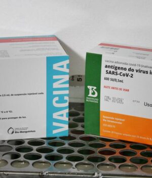 16 04 2021 - Chegada de 85,050 doses de vacina (1)