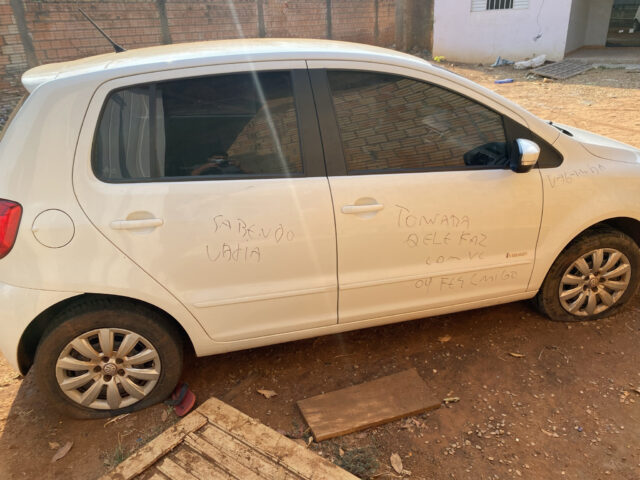 carro pichado