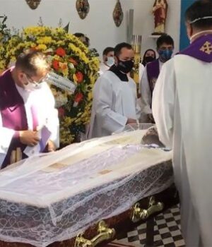 93a86804f5340ca8690489a4f6d45a94