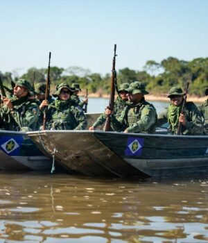 Batalhão Ambiental realiza treinamento de instruções de nivelamento para patrulhamento fluvial CAPA