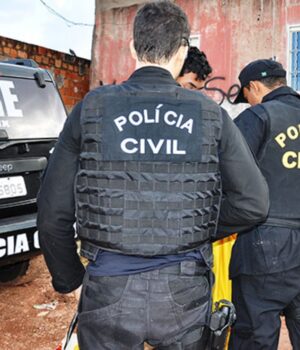 4e551f4f0c3a98e9a28eb095befe4abd